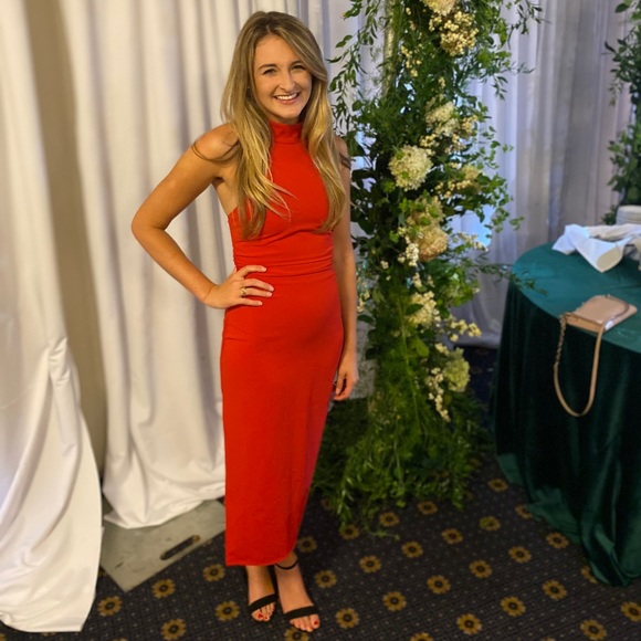 Red mock neck midi dress - Picture 3 of 3